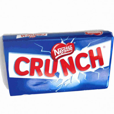 Tableta Crunch Nestlé de 40g en su envoltorio azul con logotipo visible