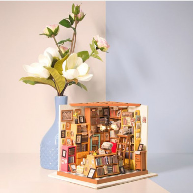 imagen 1 de casa en miniatura sam s study room escala 1:24
