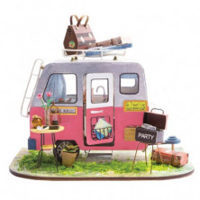 Imagen casa en miniatura happy camper escala 1:24