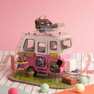 imagen 1 de casa en miniatura happy camper escala 1:24
