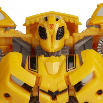 imagen 4 de figura bumblebee chevy transformers hasbro