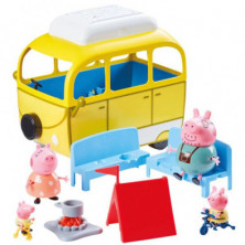 Imagen autocaravana con 4 figuras peppa pig