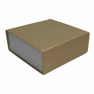 Imagen caja automontable iman oro con plata 16x16x6cm