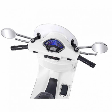 imagen 4 de moto vespa gts super sport blanca eléctrica 12v