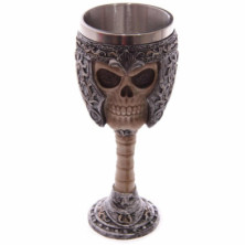 Imagen copa decorativa cráneo guerrero gótico