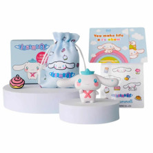 imagen 4 de figura cinnamoroll con 5 accesorios exclusivos sao