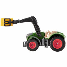 Mini tractor Fendt con brazo articulado y paca de heno