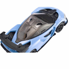 Vista lateral del McLaren Senna SIKU a escala