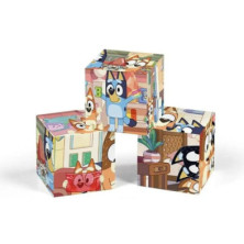 Detalle cubos puzzle Bluey con personajes Bluey y Bingo