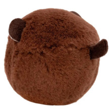 Vista trasera del peluche tipo bola pelaje marrón orejas y cola pequeñas visibles